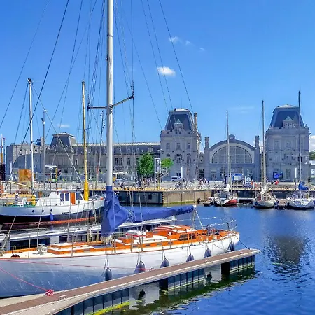 2 Bedroom Gorgeous In Daire Oostende